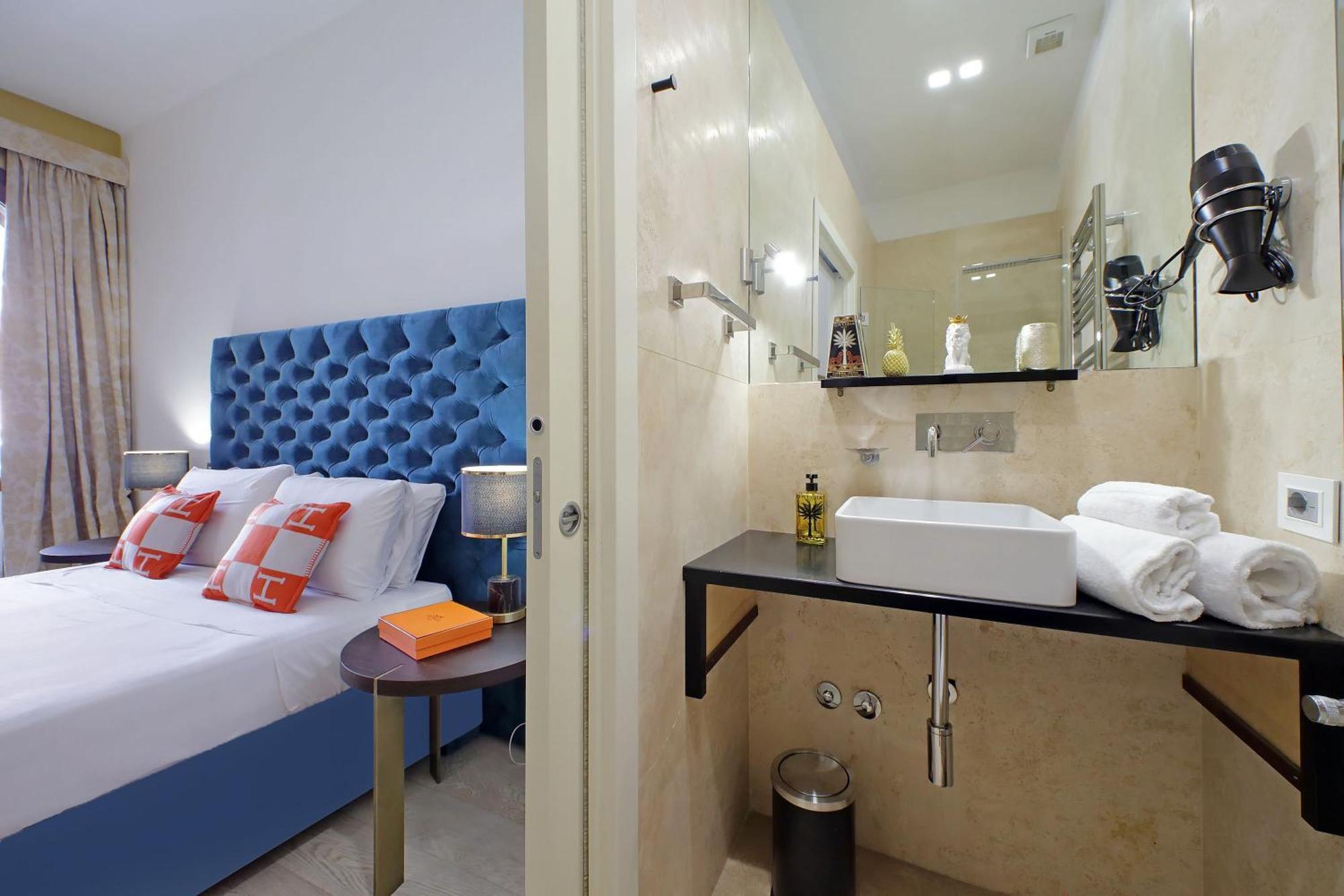 Spanish Diamond Luxury Style Apartment Rom